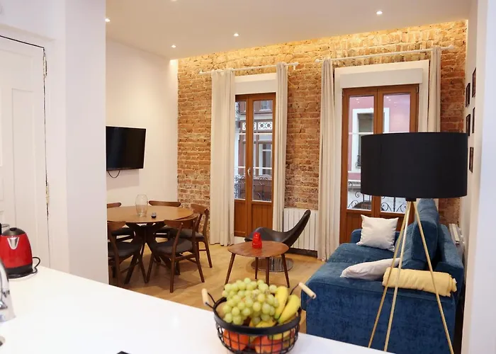 公寓 Piso Moderno A 2 Minutos Del Casco Viejo Con Parking Gratis *