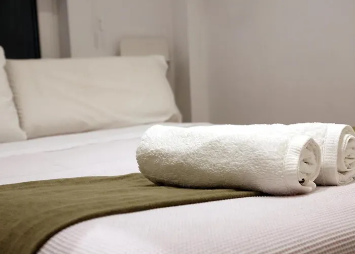 Piso Moderno A 2 Minutos Del Casco Viejo Con Parking Gratis 公寓