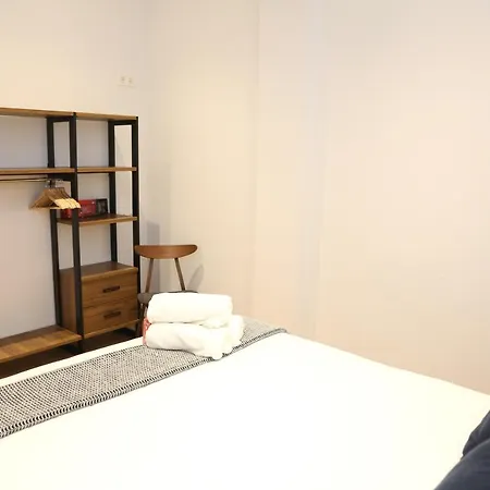 Piso Moderno A 2 Minutos Del Casco Viejo Con Parking Gratis * Bilbau