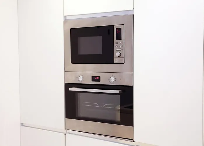 Piso Moderno A 2 Minutos Del Casco Viejo Con Parking Gratis