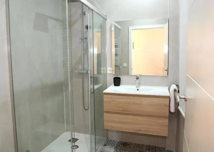 Daire Piso Moderno A 2 Minutos Del Casco Viejo Con Parking Gratis