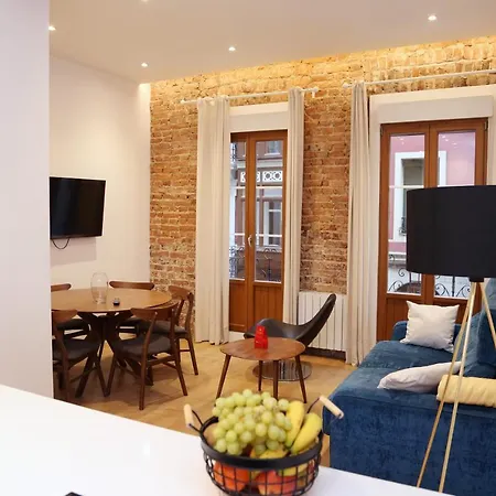 Апартаменты Piso Moderno A 2 Minutos Del Casco Viejo Con Parking Gratis *